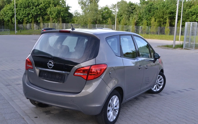 Opel Meriva cena 32900 przebieg: 179000, rok produkcji 2015 z Płock małe 596